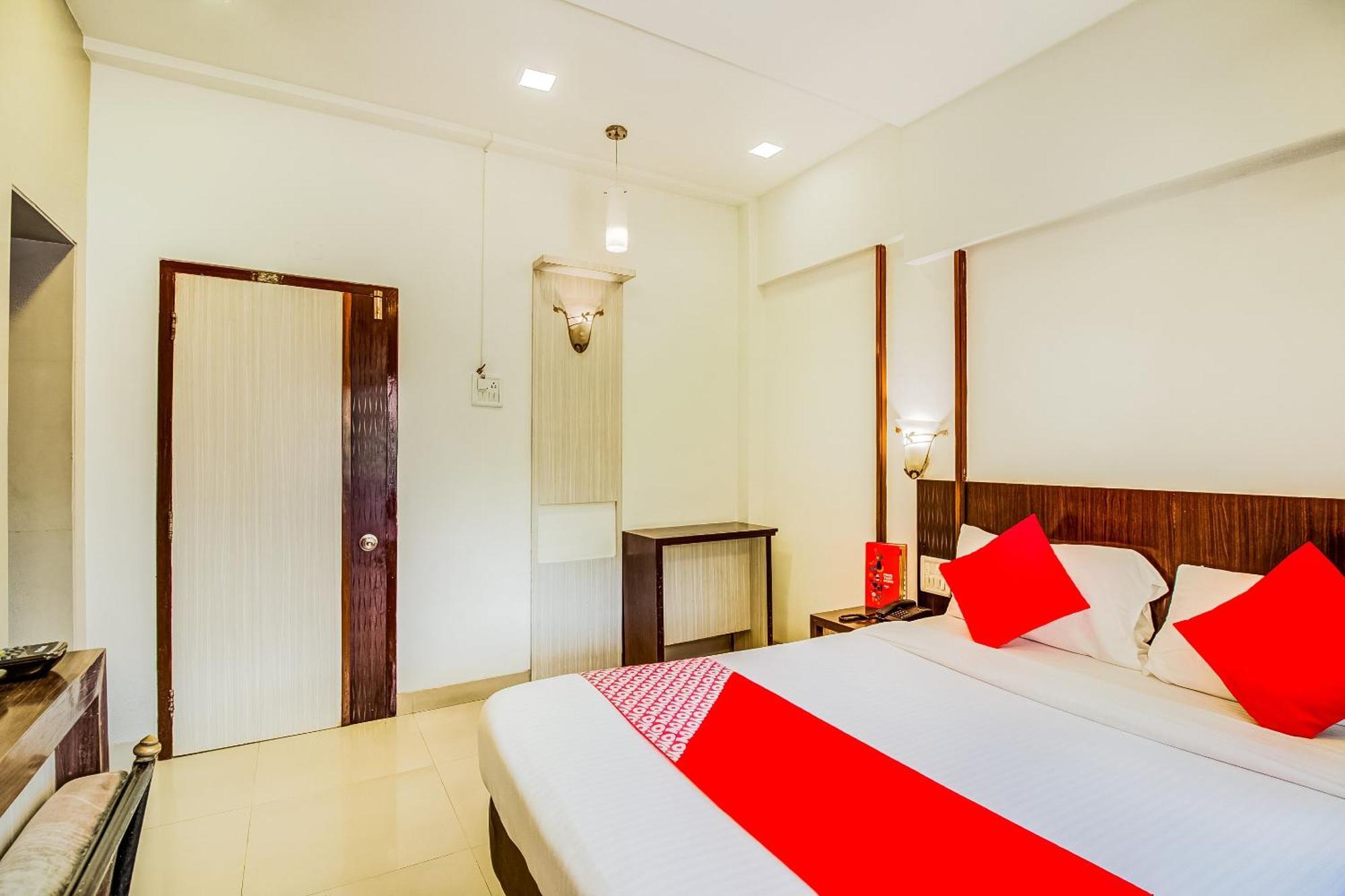 Super Collection O Panchratna Panvel Exterior foto